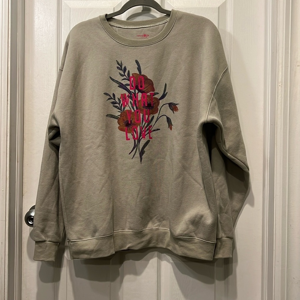 Natural Life “Do What You Love” Crewneck!